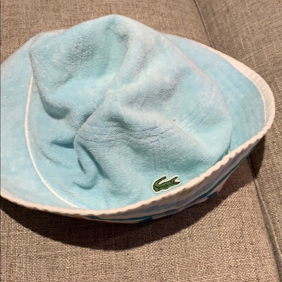 lacoste reversible bucket hat